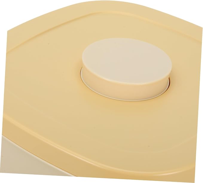 Levemolo Pet Food Storage Container Airtight Small Capacity Yellow Vacuum-sealed Dog and Cat Food Bin Moisture-proof Household Snack Holder for Pets