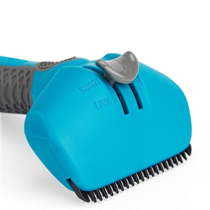 Well & Good by Petco ProStyle Cat Deshedding Tool
