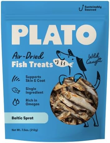 PLATO Single Ingredient Wild-Caught Baltic Sprat Dog Treats, Air-Dried Whole Fish, Omega-Rich Skin & Coat Support, 7.5 oz