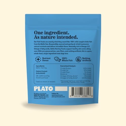 Plato Single Ingredient Wild-Caught Baltic Herring Dog Treats, Air-Dried Whole Fish, Omega-Rich Skin & Coat Support, 3 oz