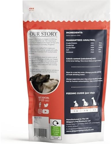 SKIPPER'S Salmon Skin Cubes - 100% Salmon Grain Free & Hypoallergenic Cubes for Dogs, All Natural & Healthy Dog Treats, Omega 3 & 6 Oil, Great for Skin, Coat & Joints | (8.82 Oz)