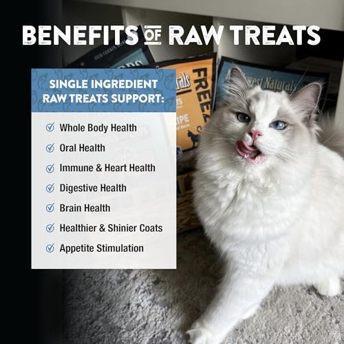 Northwest Naturals Raw Rewards Freeze-Dried Whitefish Treats for Dogs and Cats - 2.5 oz
