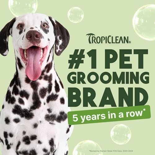 TropiClean Deodorizing Dog Shampoo for Smelly Dogs, Made in USA, 1 Gallon