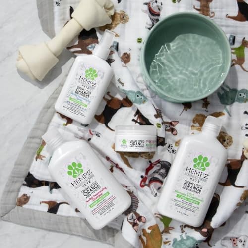 Hempz Petz, Dog Shampoo, Cleans, Sweet Pineapple, 17 oz | Botanical formula cleanses while helping add fullness and shine