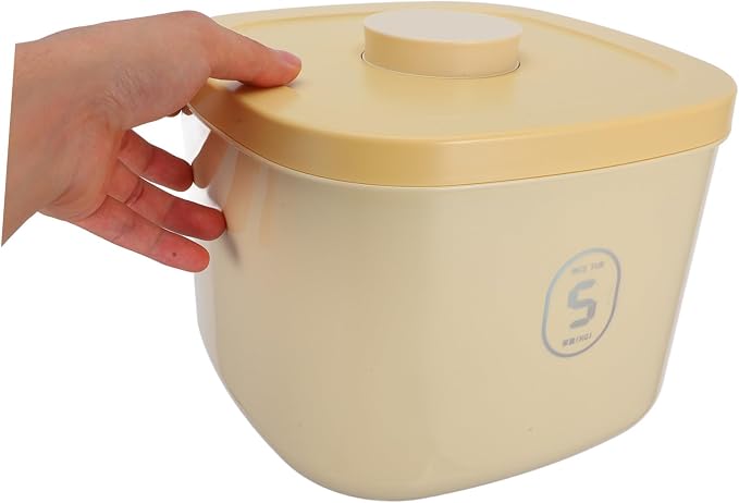 Pet Food Storage Bin Airtight Small Yellow Vacuum Seal Container Moisture-proof Cat and Dog, Small, Yellow