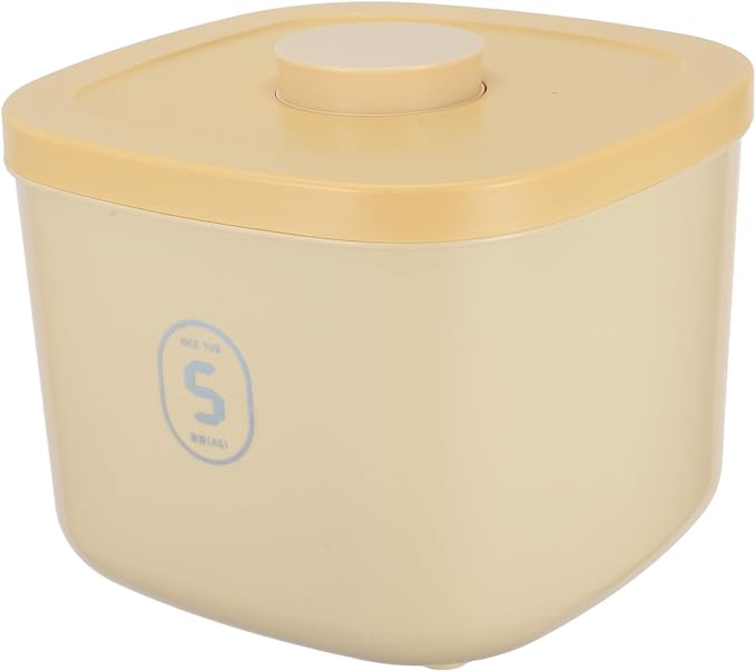 UPKOCH Small Airtight Pet Food Storage Container Vacuum Sealed Dog and Cat Food Bin Plastic Household Snack Keeper for Freshness and Moisture Protection