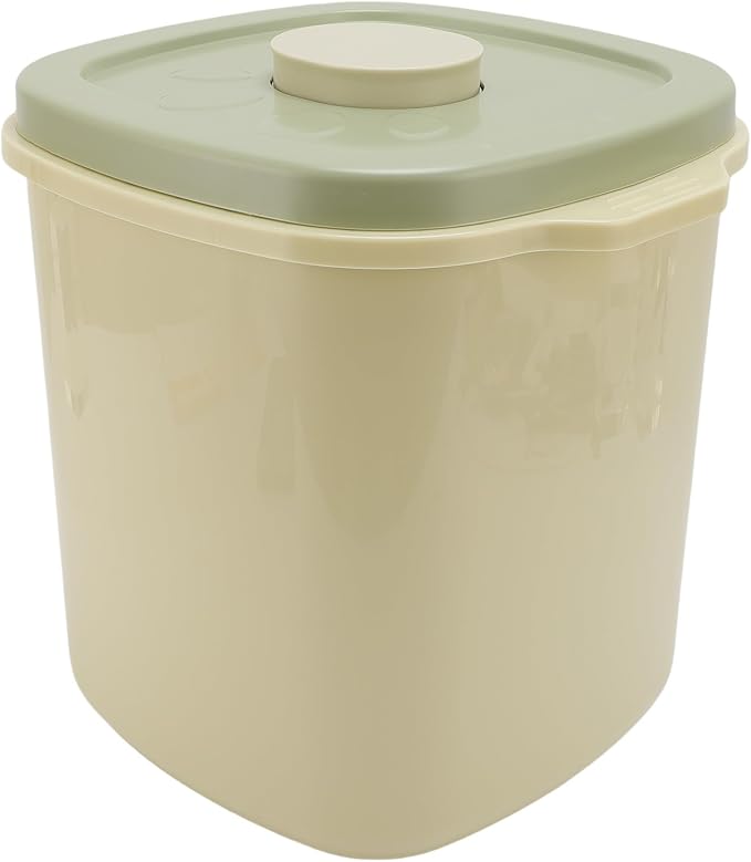CHICIRIS Vacuum Sealed Pet Food Storage Container, 6L Airtight Pet Food Bin with Light Blocking Feature, for Keeping Dog Cat and Nutritious