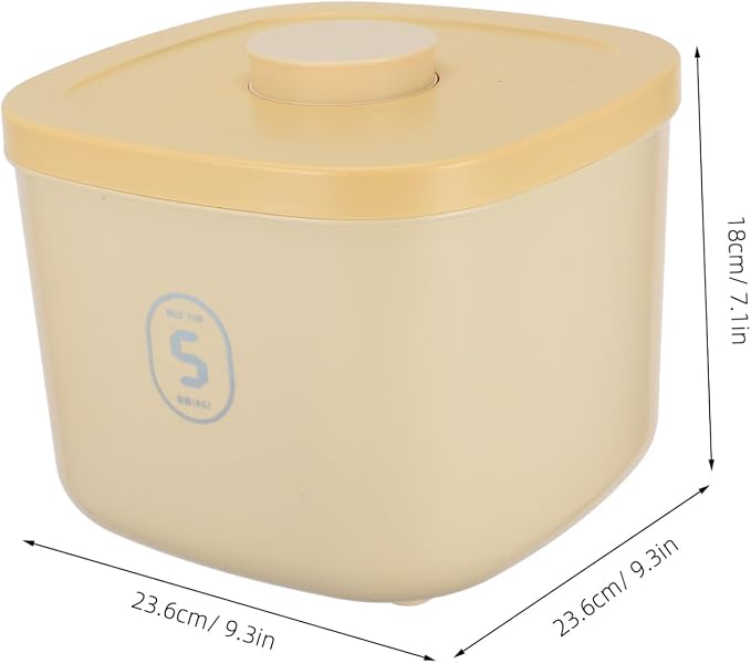 Levemolo Pet Food Storage Container Airtight Small Capacity Yellow Vacuum-sealed Dog and Cat Food Bin Moisture-proof Household Snack Holder for Pets