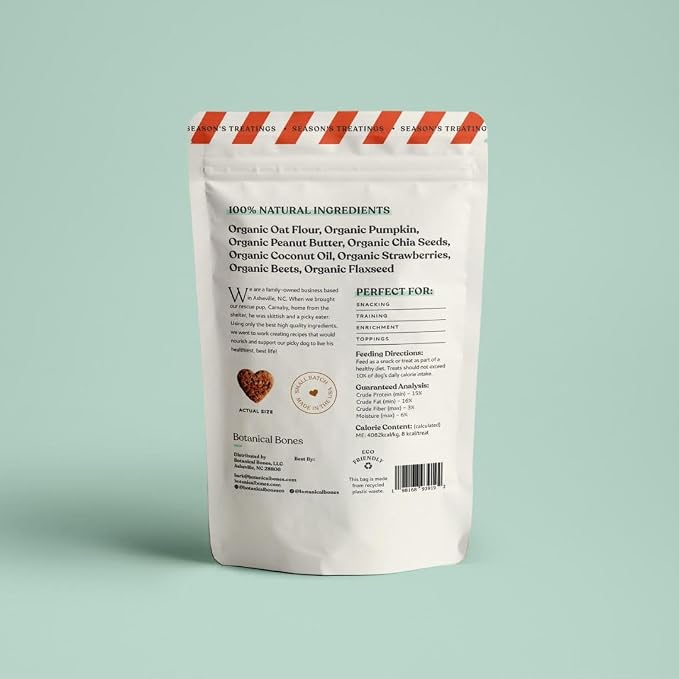 Berry Merry Organic Dog Treats – Vegan, Wheat-Free, Peanut Butter Heart Crunchy Cookies – Holiday Dog Treats, All-Natural & Baked in USA, Pumpkin, Peanut Butter, & Strawberry – 5oz (2-Pack)