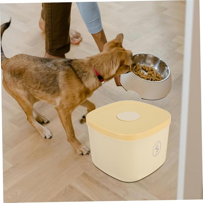 GLEAVI Small Airtight Pet Food Storage Container for Dog and Cat Food Vacuum-sealed Moisture-proof Bin with Yellow Lid Suitable for Puppy and Cat Feeding
