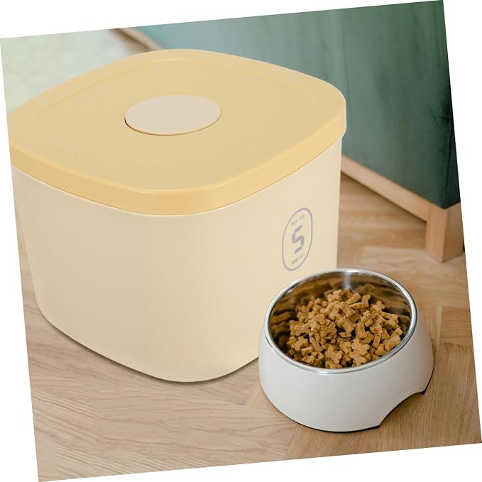 KOMBIUDA Small Dog and Cat Food Storage Container, Airtight Vacuum Seal, Moisture-proof Yellow Plastic Bin for Pet Food Organization and Treats Storage