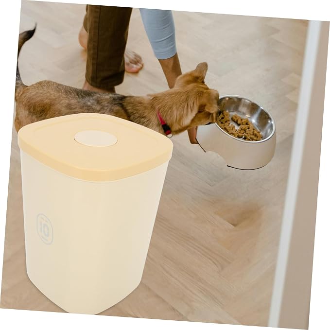 Toddmomy Vacuum Sealed Food Storage Container Large Capacity Airtight Cat and Dog Food Bucket, Large, Yellow