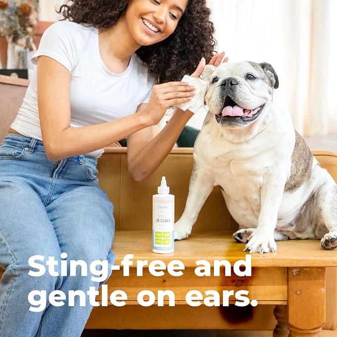 Oxyfresh Advanced Pet Ear Cleaner - Best Dog and Cat Ear Cleaning Solution - Helps with Yeast, Wax, Dirt & Itchy Ear Canal - Cleaning, Soothing, & Sting-Free Dog Ear Wash & Cat Ear Rinse - 8oz