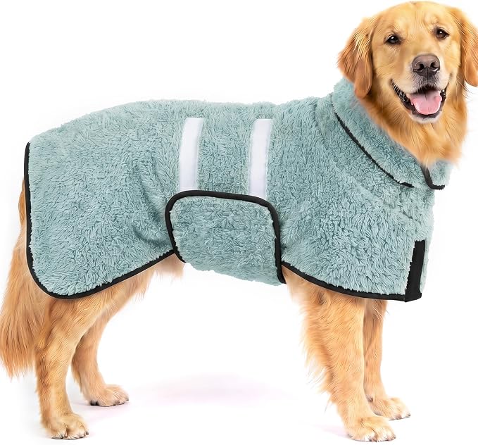Bienbee Dog Bathrobe, Quick Drying Super Absorbent Pet Robes for Small Medium Large Dogs, Drying Coat for After Bath & Swim, Warm & Cozy Dogs Towels, Dog Puppy Bath Supplies, Light Green XL