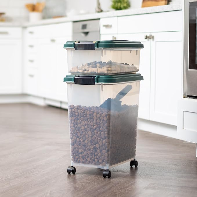 IRIS USA Airtight Pet Food Container, Up to 30 lbs & 11 lbs, Green